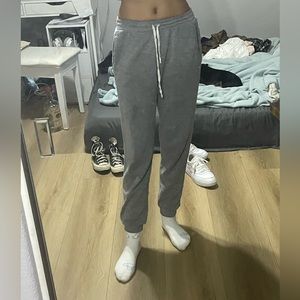 Brandy Melville Rosa Sweatpants